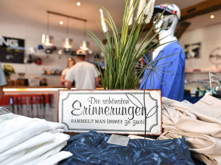 230716_jk_2854-890x664-Home