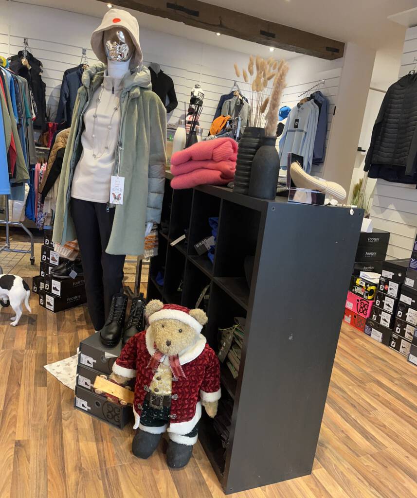 IMG_0096-857x1024-Review: Adventsshopping 2024